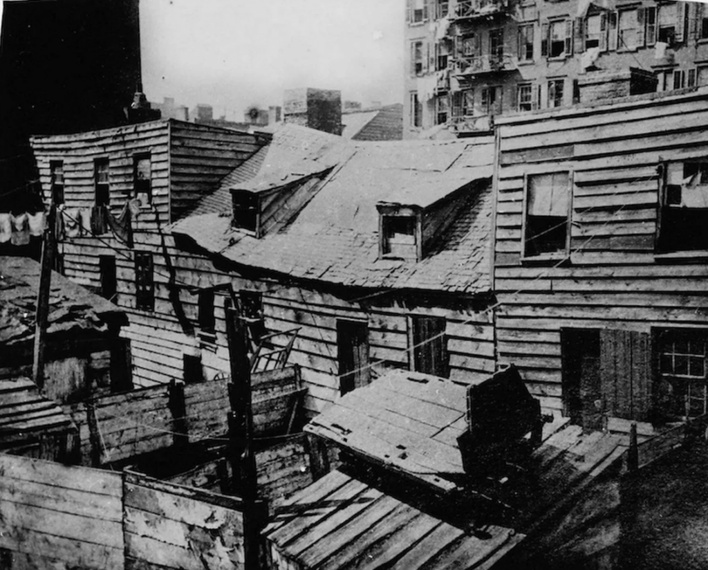 Как фотография спасла Нью-Йорк: Якоб Риис и его камера, которая стала оружием против трущоб